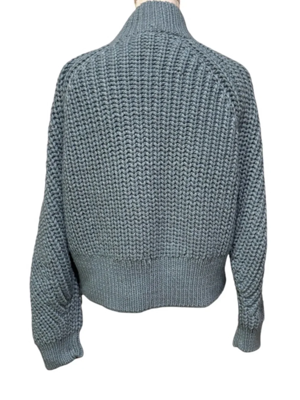 New H&M Powdered Blue Chunky Ribbed Knit Turtleneck Sweater Size M